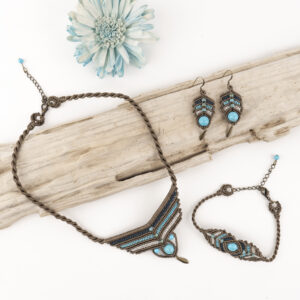Paroure in macrame